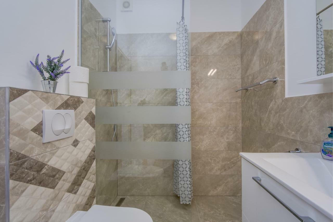 Apartman Filip Mali Lošinj Екстериор снимка